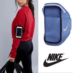 nike pocket armband plus